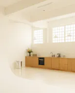 Splendid light-filled loft near Canal St Martin - Image 5