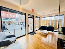 Prime Williamsburg Corner Retail Space | 100 ft Glass Frontage | High Foot Traffic - Image 13