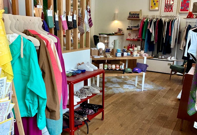 Boutique chaleureuse � louer � Paris 9e (Pigalle / Saint-Georges) - Image 2