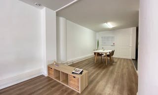 Galerie / Espace bureau / reception / co-working/ tout confort / village en bord de mer / 10 minutes Cannes - Image 1