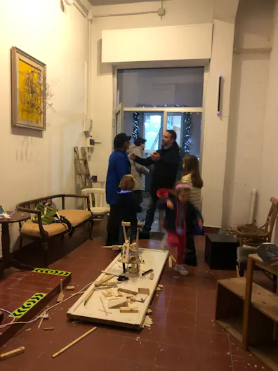 Negozio uso tenporaneo nel cuore di Napoli - Image 4