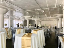 Showroom Space in Fashion District - Image 13