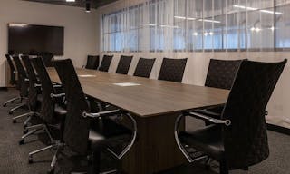 Unique 40,000 square-foot venue - Image 8