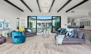 Super Mansion with Los Angeles 360 Views - Image 25