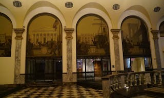 Beautiful Wall Street Space - Image 2