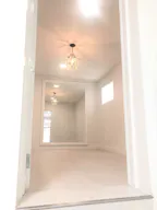 Beverly Hills Fashion Showroom/Retail Shop Space - Image 23