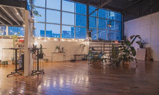 Sunny Plant Filled Dumbo Restored Warehouse // Perfect for Photo shoots/Dinner Parties/Events - Image 20