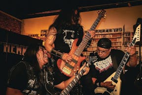 Store Stage at Nivessa Hollywood - Image 10