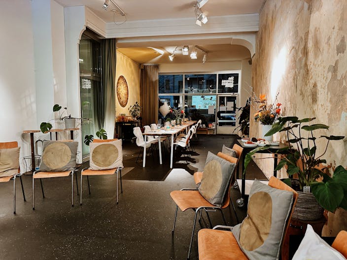 THE LOVERS & LEADERS SPACE - Image 1