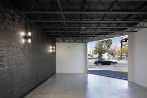 Hollywood Hotspot: Versatile 6,000 sq ft Indoor/Outdoor Event & Retail Space with Hollywood Blvd Views! - Image 11