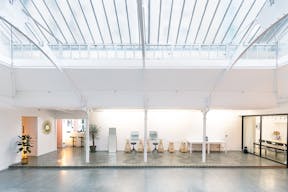 ESPACE ATYPIQUE EN PLEIN COEUR DU MARAIS - Image 2