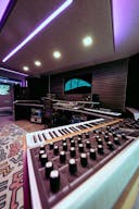 Fully Supported State-of-the-Art Creative Incubator In Los Angeles - Image 9