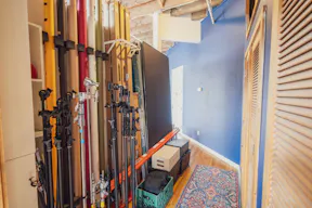 Unique Industrial Loft/ Photo Studio w/ amazing Kitchen & Bathroom - Image 10