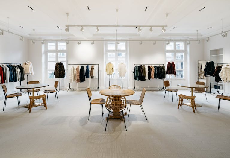 Showroom Vend�me Square - Image 1