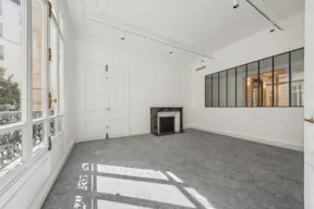 Beautiful Haussmannien Showroom Fashion Week - Image 14