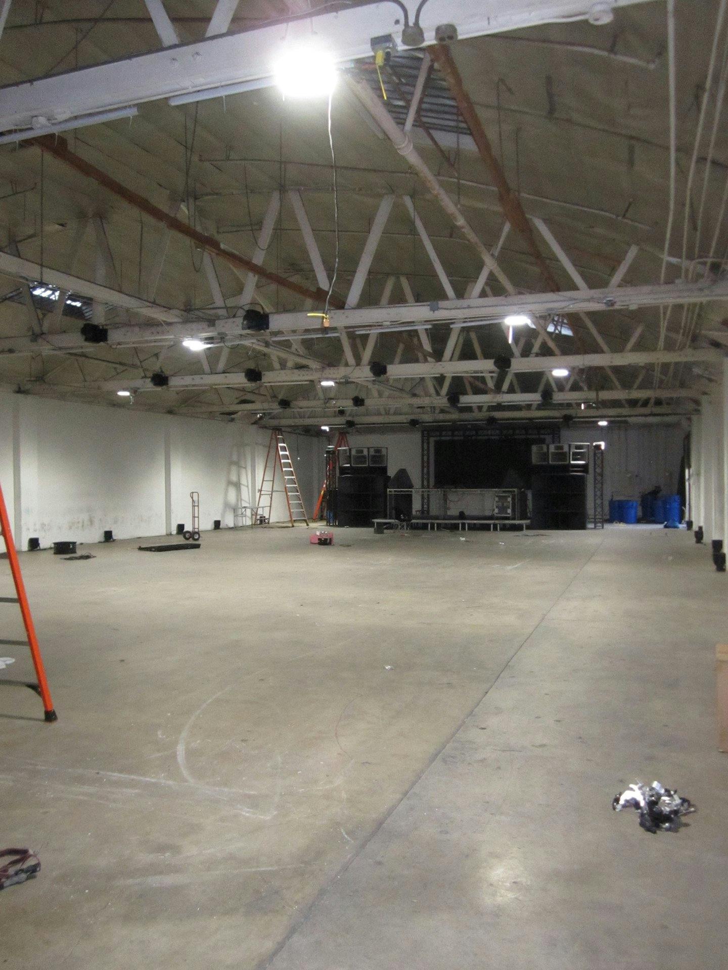 Large Industrial Warehouse Space Multiuse in Los Angeles