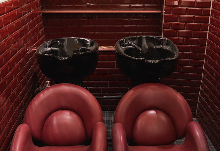 Salon de coiffeur � louer - Image 1