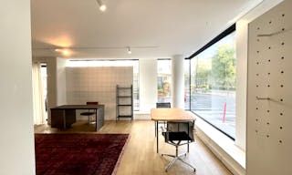 Parisian Pop-up store - Image 1