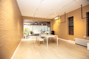 Fashion Space Pop Up Store - Image 7