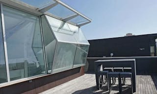 Modern SOMA building with Atrium and Rooftop Patio - Image 5