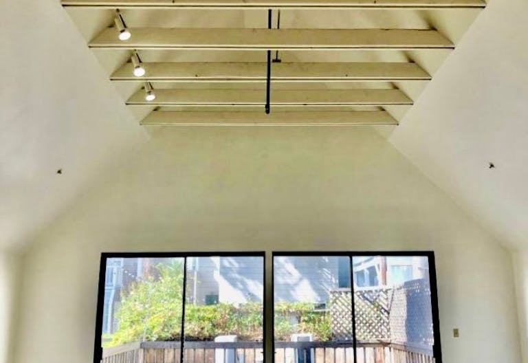 Spacious and Bright private open plan Office or Event space in the heart of Pacific Heights! - Image 2