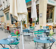 RESTAURANT EQUIPE EN PLEIN COEUR DU 11 EME - Image 2