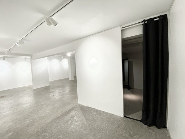PLACE DE THORIGNY Galerie - Espace Thorigny - Image 4