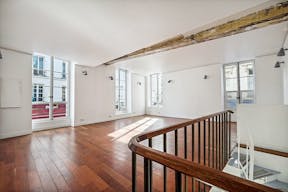 Pretty Boutique in Le Marais - Image 8