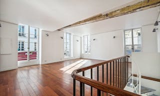 Pretty Boutique in Le Marais - Image 8