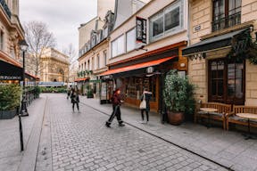 Un showroom 100% modulable dans le haut-Marais avec des volumes industriels. - Image 23
