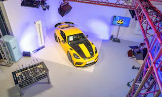 Industrial Pop-up Space in Cologne - Image 17