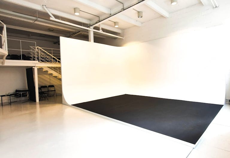 Studio de photographie/vid�o de 160 m�tres carr�s - Image 3