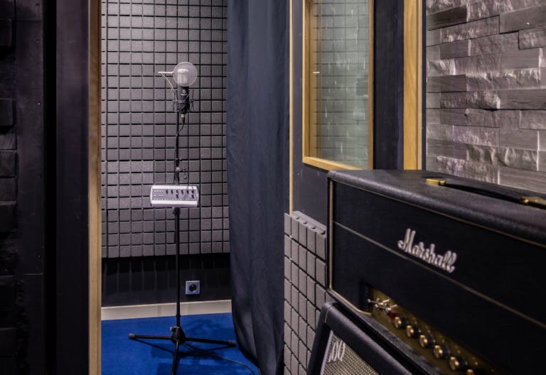 Lieu artistique avec studio créatif à Gare de l'Est - Image 4