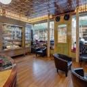 Elegant Midtown South Pop-Up Retail Space: A Blend of History and Versatility
