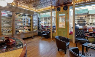 Elegant Midtown South Pop-Up Retail Space: A Blend of History and Versatility - Image 0