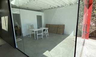 Trendy Melrose Pop-Up Shop / Boutique Space - Image 1