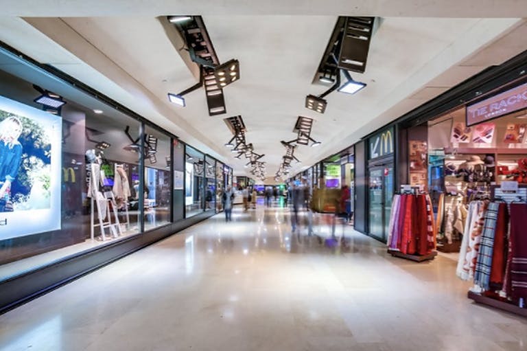 Pop Up Kiosk Galerie des champs �lys�e - Image 4