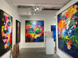 Spacious and Bright Chelsea Art Gallery by the High Line with Two Rooms - Image 3