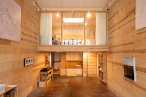 Beautiful hand built wood gallery in the Sunset - Image 5