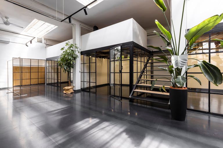 Super cool 280 sqm space in fondazione prada area - Image 0