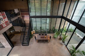 Concrete Oasis: A Villa Retreat with Poolside Serenity - Image 9