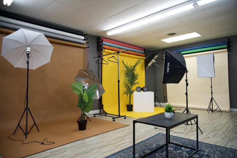 NEW Dallas Creative Flex Studio Space (Showcase, Photoshoot, Pop Up, Video Shoot) - Image 3