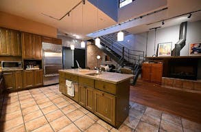 Artsy & Homey Wicker Park Loft - Image 9