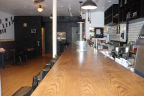 Cafe In The Lower East Side - Image 4