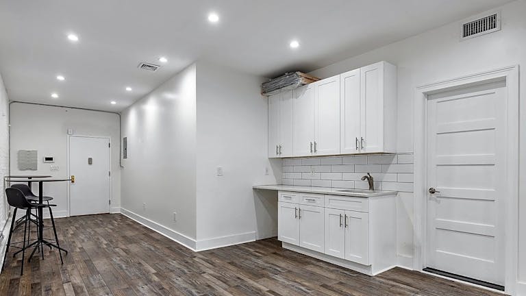 Luxurious spacious 5 bedroom house for Events - Image 2