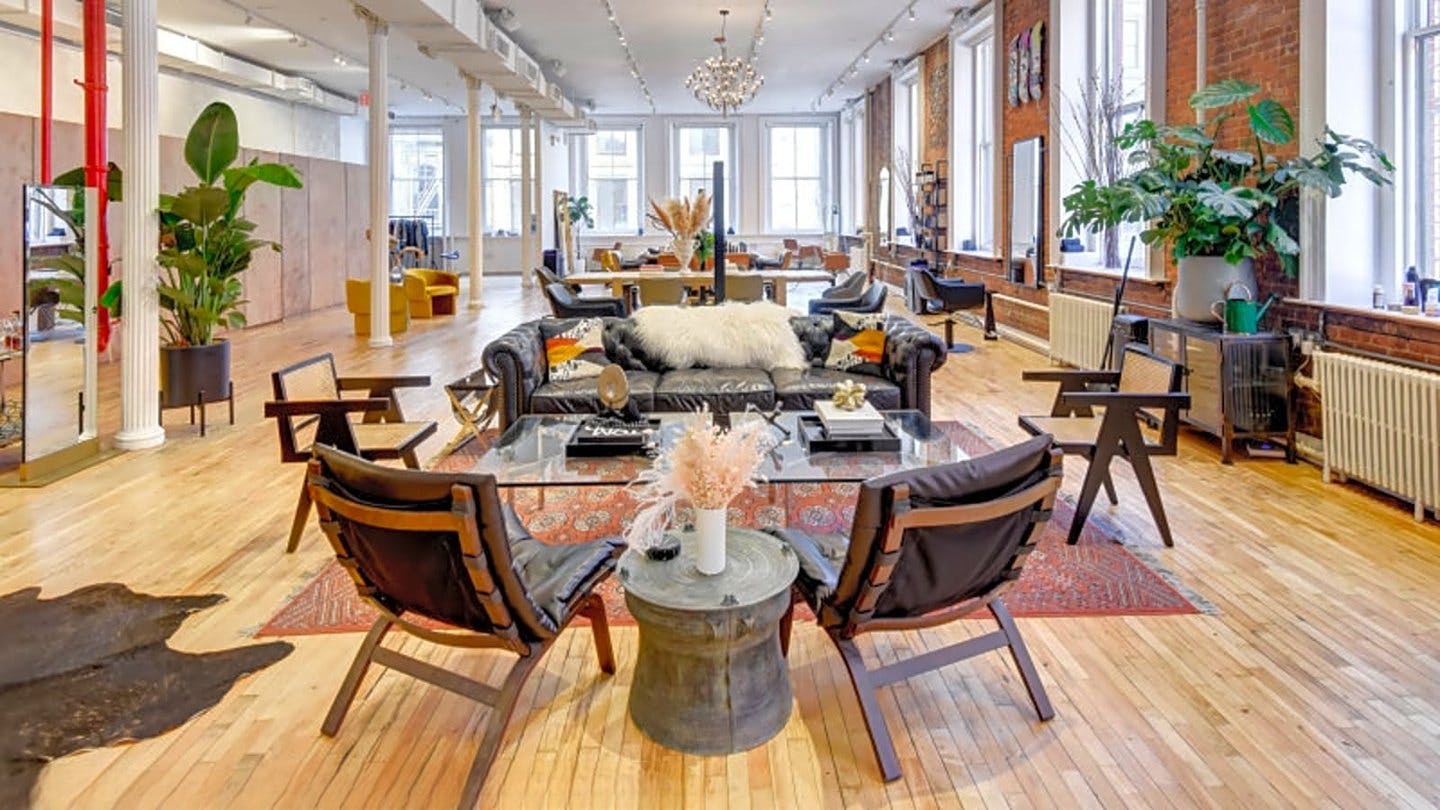 Versatile 465 sqm Loft on Greenwich Street, New York