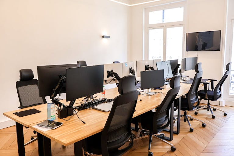 Bureaux/Podcast dans un �l�gant Hotel Particulier proche du Parc Monceau, Paris 17 - Image 3