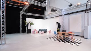 Industrial Pop-up Space in Cologne - Image 4