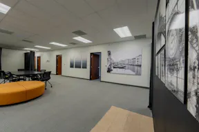 Production Studio with Cyc Wall for Cars and 3000+sqft Theme Background - Image 9