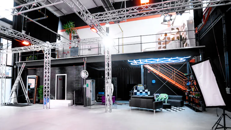 Industrial Pop-up Space in Cologne - Image 1